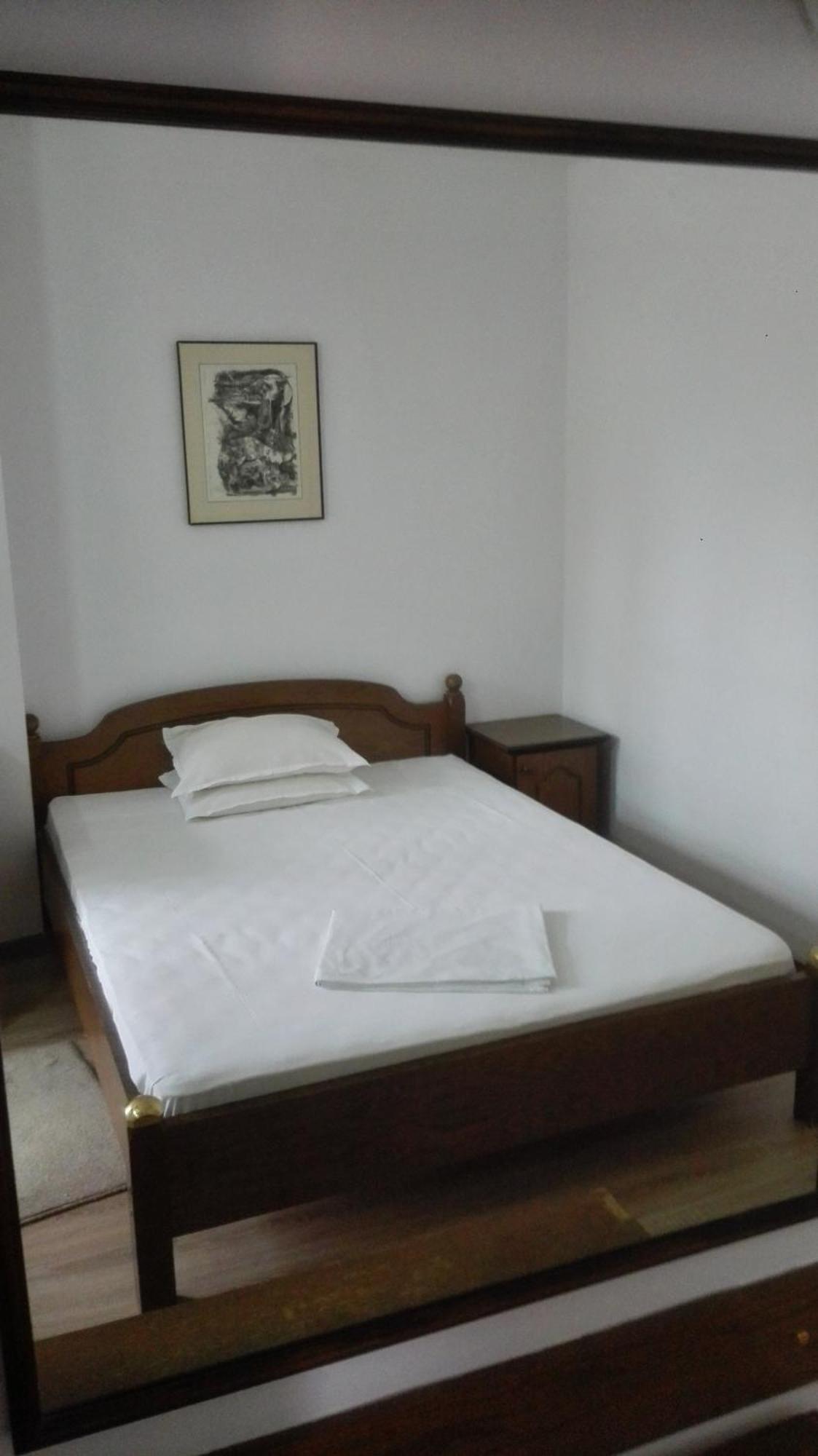 Family Hotel Rositsa Sevlievo Eksteriør billede